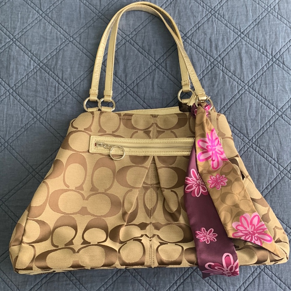 NEW Coach Tote